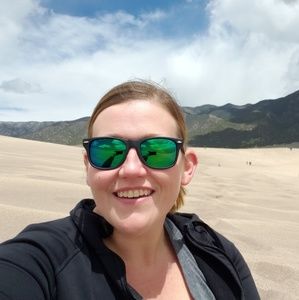 Meet your Posher, Ashley